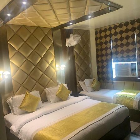 Hotel Mmk Kanpur Exterior photo